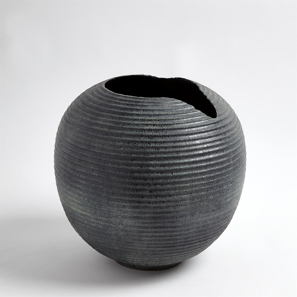 Horizontal Trowel Vase-Global Views-GVSA-7.10372-Vases-1-France and Son