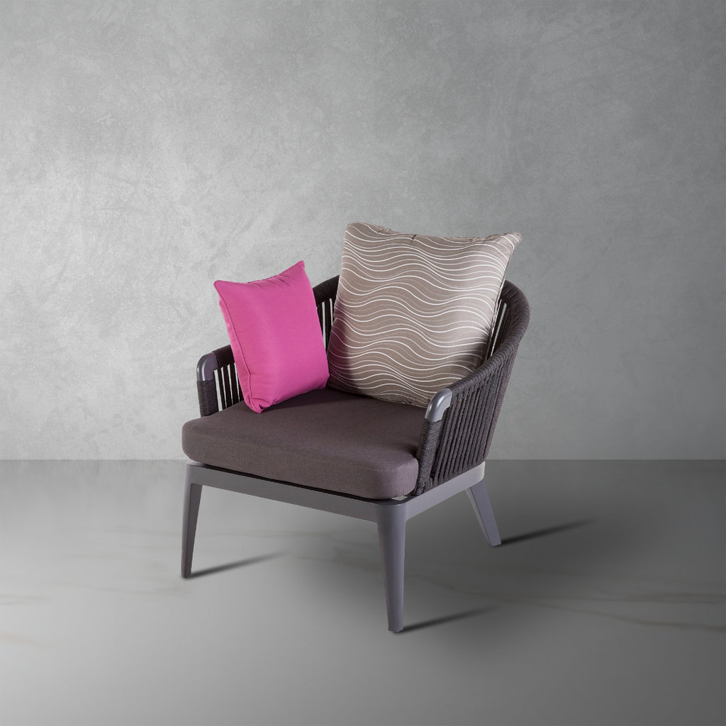 Modern Kaelin Lounge Chair - Outdoor